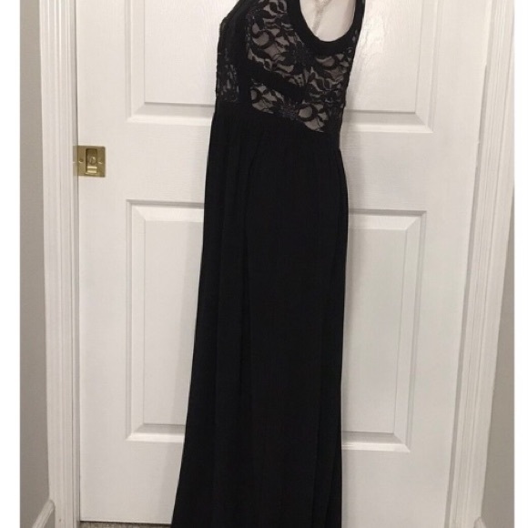 R&M Richards Black Lace Elegant Evening Formal Wedding Event Dress Size 12P - Picture 3 of 5